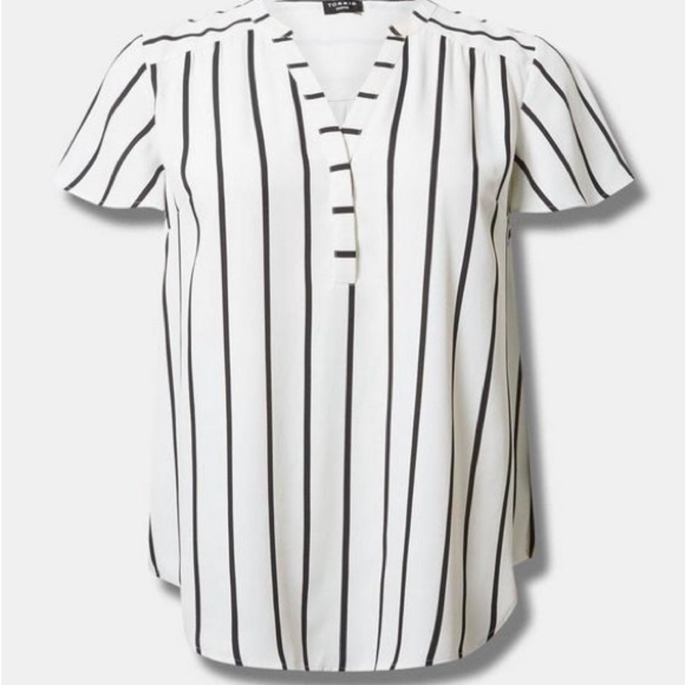 Torrid Black and White Striped V-Neck Blouse Size 1